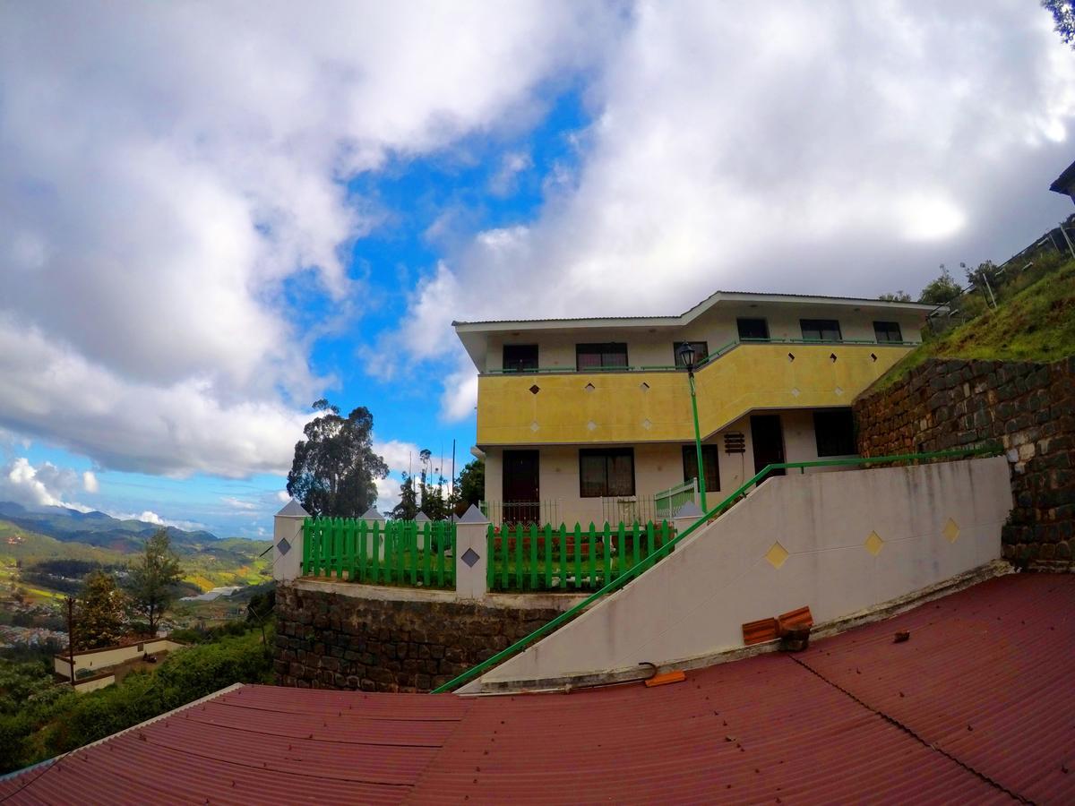 Hide Away Cottages 乌提 外观 照片